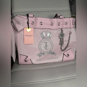 NWT Juicy Couture Chiffon Pink Classic “Juicy Lover” Daydreamer Tote